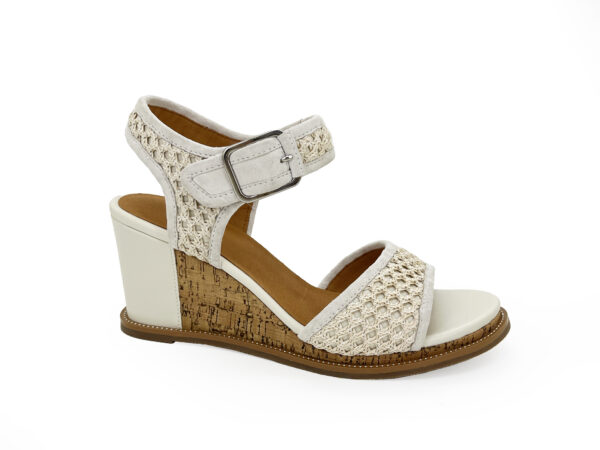 IROKO – Image 3